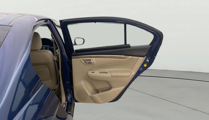 2018 Maruti Ciaz ALPHA  AT 1.5 SHVS PETROL, Petrol, Automatic, 67,760 km, RHS Rear Door