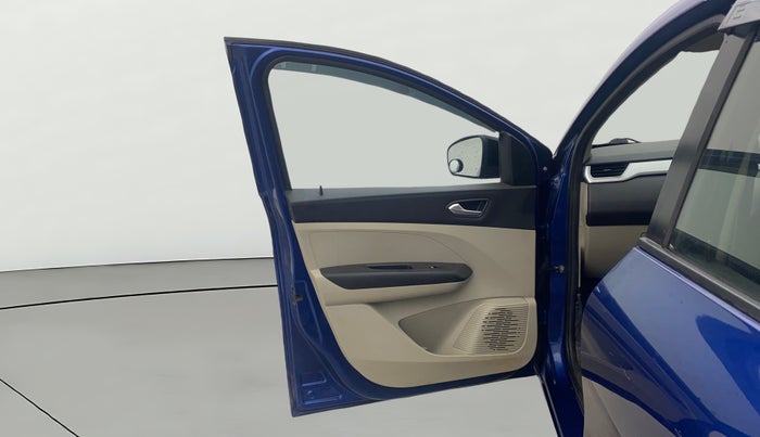 2021 Renault TRIBER RXZ, Petrol, Manual, 26,625 km, LHS Front Door