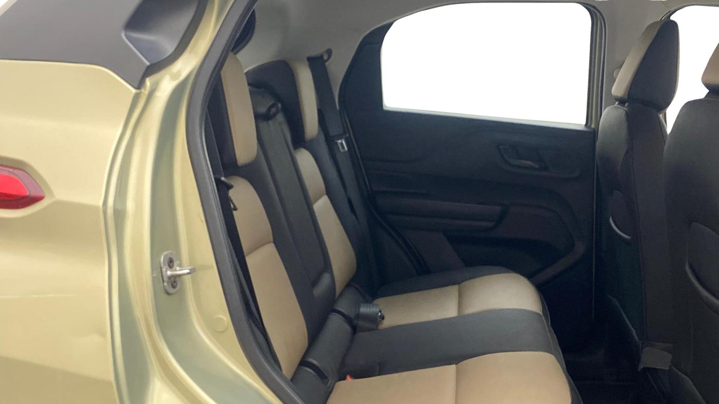 2022 Tata PUNCH CREATIVE 1.2 AMT KAZIRANGA EDITION , Petrol, Automatic, 25,239 km, Right Side Rear Door Cabin