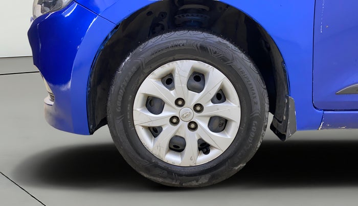 2015 Hyundai Elite i20 SPORTZ 1.2, Petrol, Manual, 48,560 km, Left Front Wheel