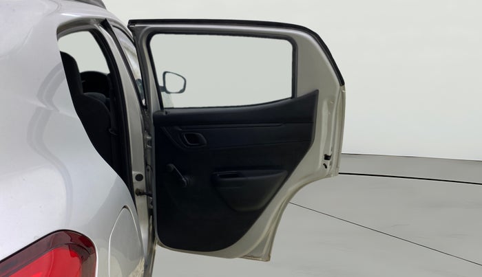 2017 Renault Kwid RXL, Petrol, Manual, 1,02,238 km, RHS Rear Door