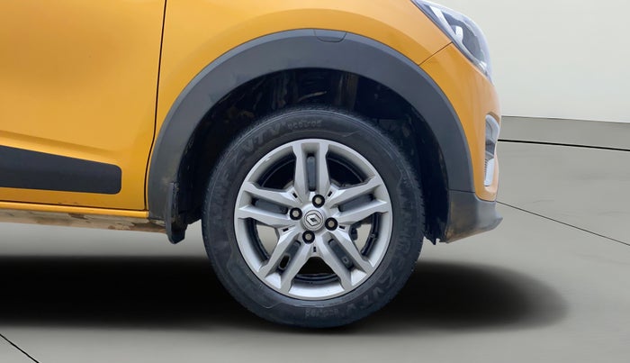 2023 Renault TRIBER RXZ AMT, Petrol, Automatic, 61,433 km, Right Front Wheel