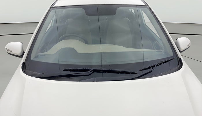 2016 Hyundai Elite i20 SPORTZ 1.2, Petrol, Manual, 45,010 km, Front Windshield