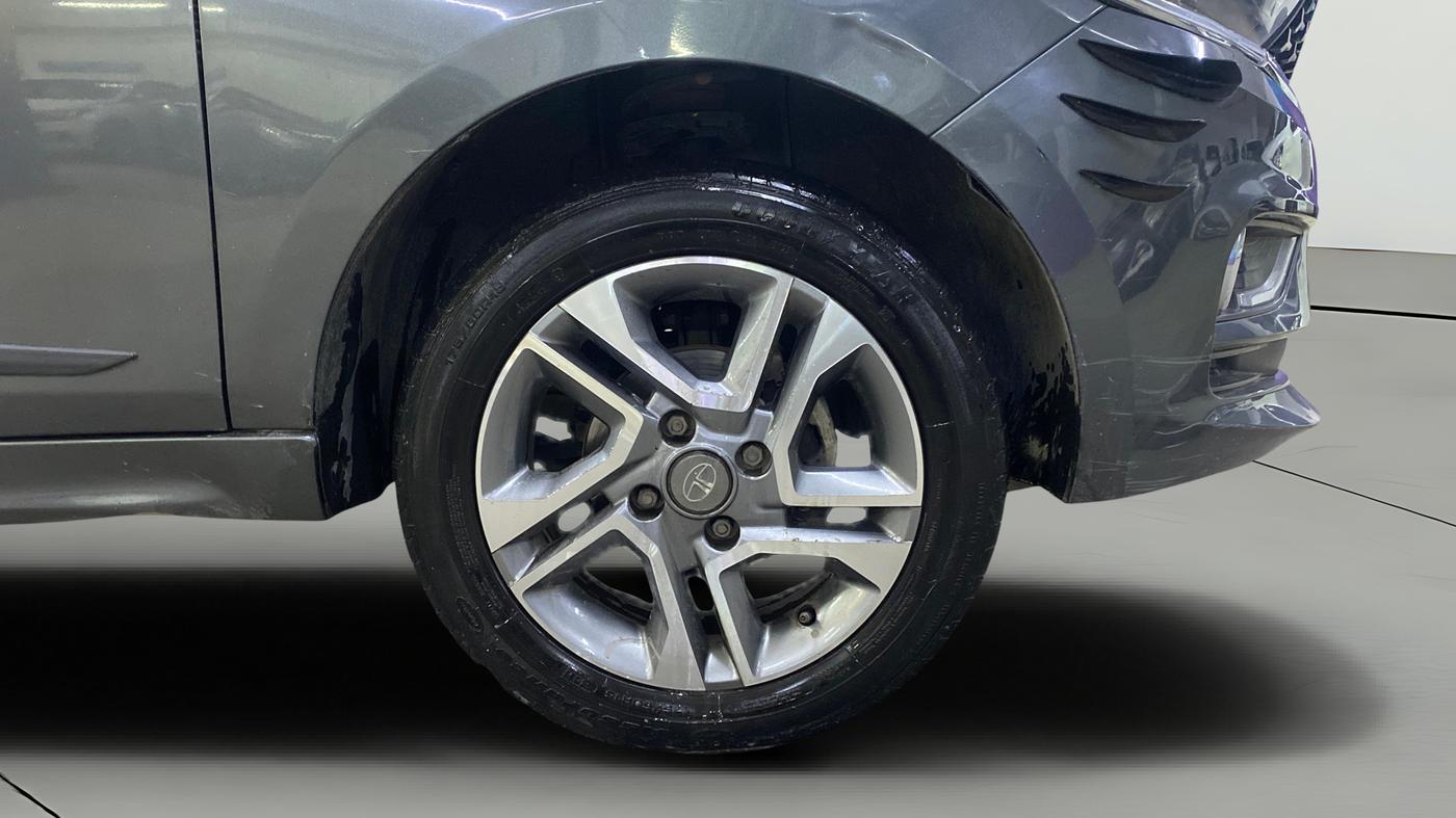 2023 Tata TIGOR XZ PLUS PETROL, Petrol, Manual, 27,532 km, Right Front Wheel