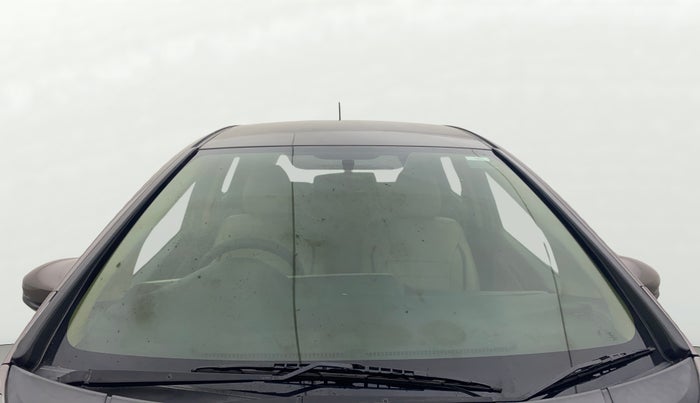 2016 Honda Jazz 1.5L I-DTEC V, Diesel, Manual, 1,35,470 km, Front Windshield