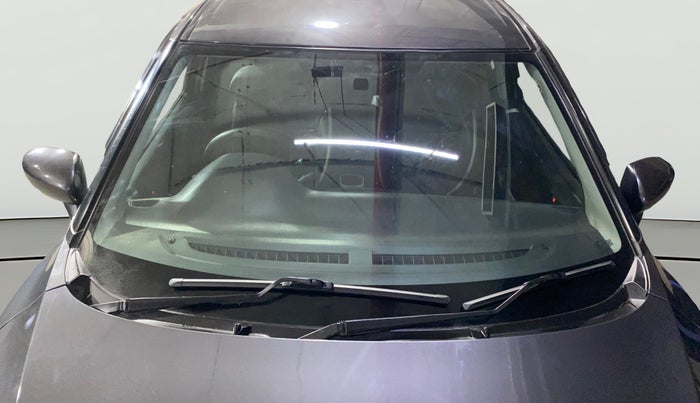 2018 Maruti Baleno DELTA PETROL 1.2, Petrol, Manual, 88,520 km, Front Windshield