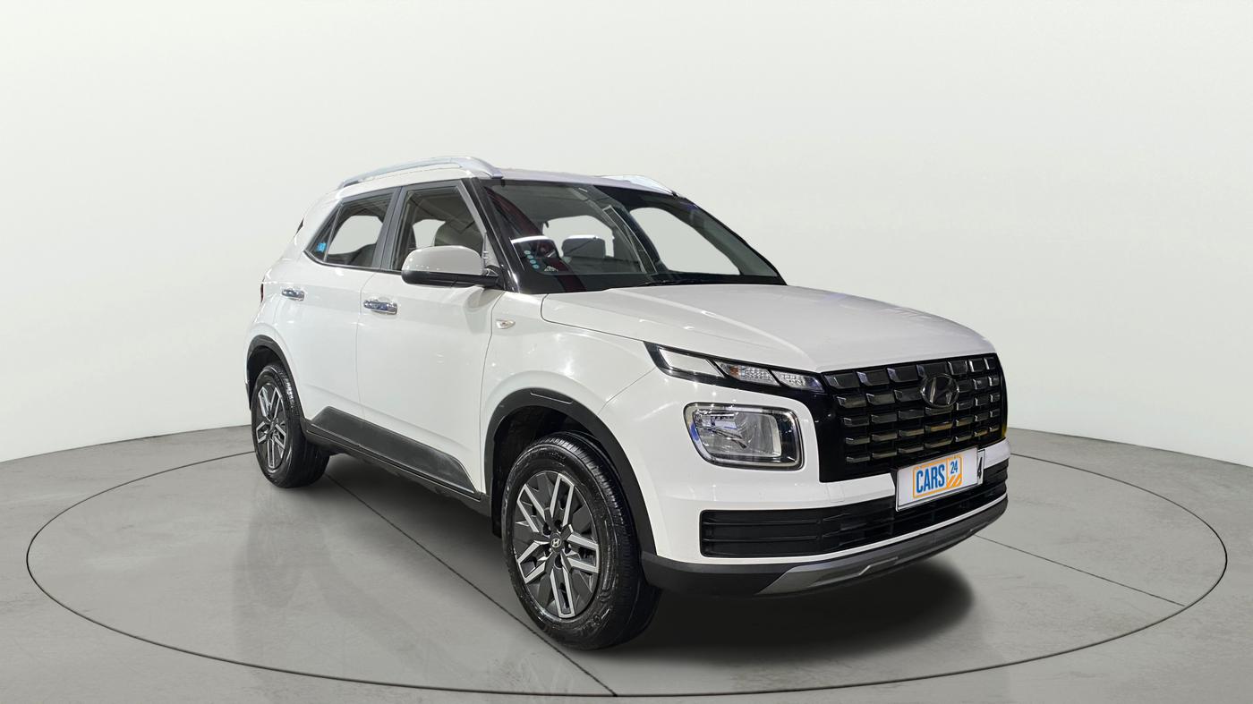 2024 Hyundai VENUE Executive 1.0 Turbo MT, Petrol, Manual, 8,305 km, SRP