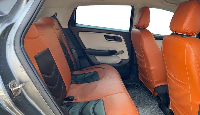 2022 Tata ALTROZ XE PLUS PETROL, Petrol, Manual, 20,089 km, Right Side Rear Door Cabin