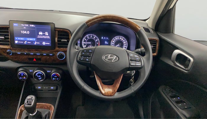 2021 Hyundai VENUE SX 1.0 TURBO IMT, Petrol, Manual, 25,829 km, Steering Wheel Close Up