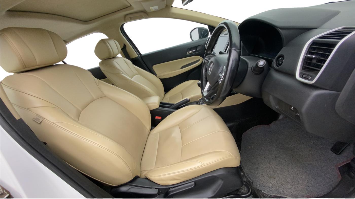 2022 Honda City 1.5L I-DTEC ZX, Diesel, Manual, 57,586 km, Right Side Front Door Cabin