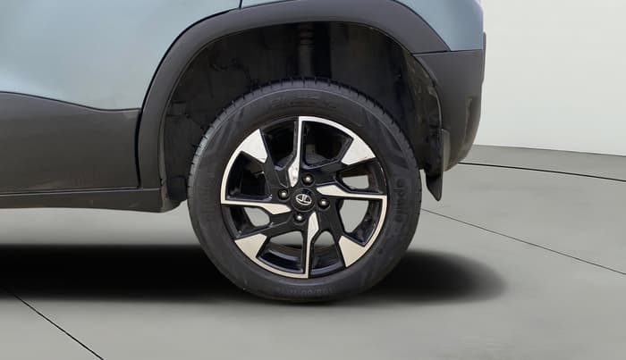 2021 Tata PUNCH ACCOMPLISHED AMT, Petrol, Automatic, 27,461 km, Left Rear Wheel