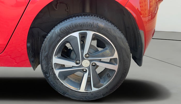 2021 Tata ALTROZ XZ PLUS DIESEL, Diesel, Manual, 89,664 km, Left Rear Wheel