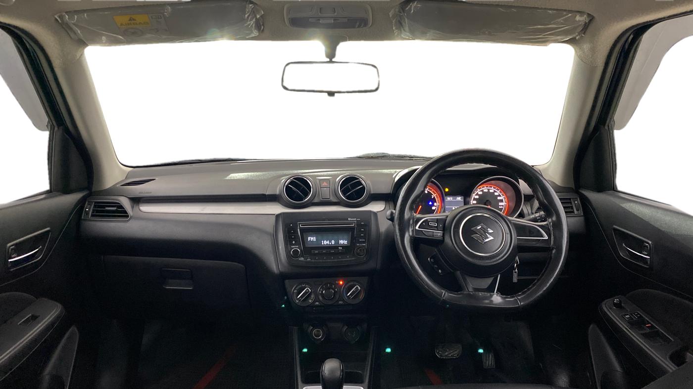 2020 Maruti Swift VXI AMT, Petrol, Automatic, 90,008 km, Dashboard