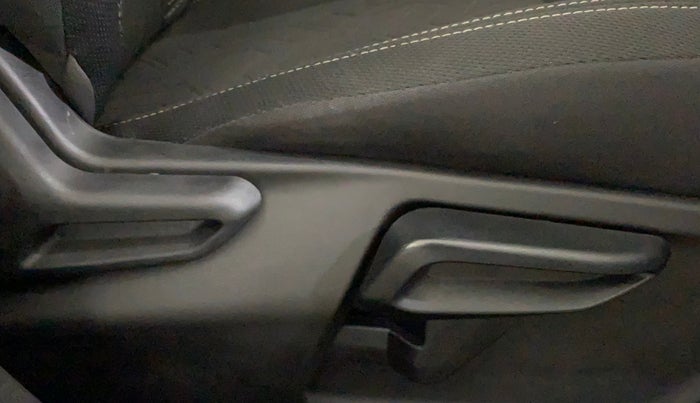 2020 Tata NEXON XZA PLUS SUNROOF PETROL, Petrol, Automatic, 8,888 km, Driver Side Adjustment Panel