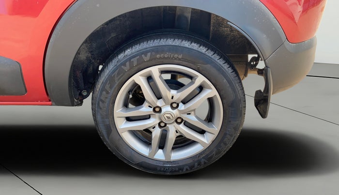 2020 Renault TRIBER RXZ AMT, Petrol, Automatic, 32,819 km, Left Rear Wheel