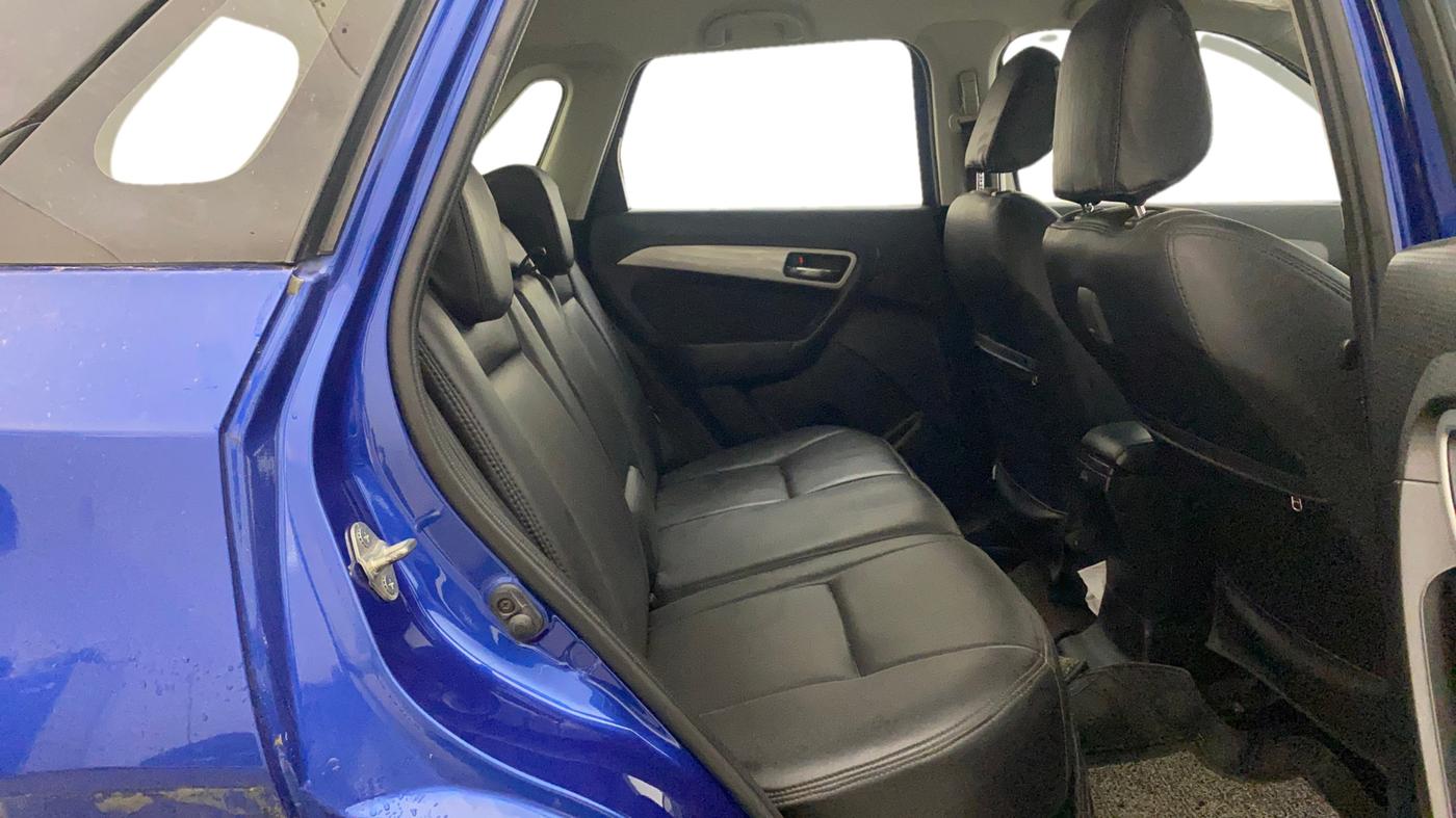 2020 Maruti Vitara Brezza ZXI AT SHVS, Petrol, Automatic, 1,31,317 km, Right Side Rear Door Cabin