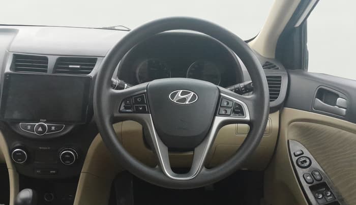 2016 Hyundai Verna FLUIDIC 1.6 VTVT S O AT, Petrol, Automatic, 61,032 km, Steering Wheel Close Up