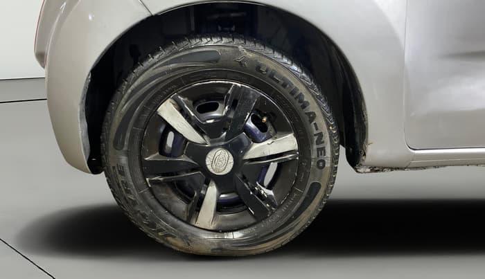 2018 Datsun Redi Go GOLD LIMITED EDITION, CNG, Manual, 60,114 km, Left Front Wheel