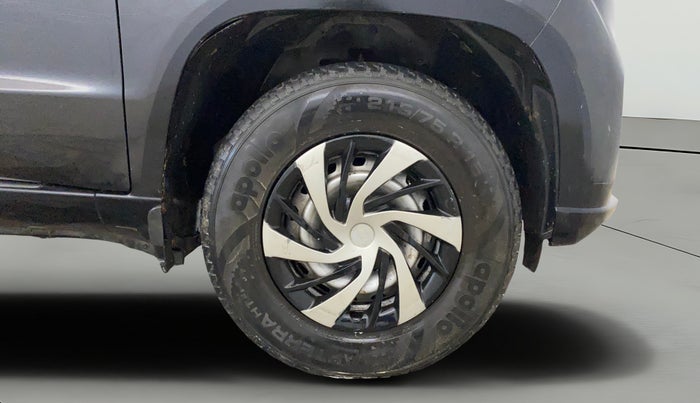 2023 Mahindra BOLERO NEO N 4, Diesel, Manual, 52,250 km, Right Front Wheel