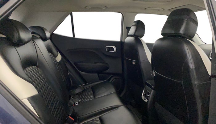 2019 Hyundai VENUE SX PLUS 1.0 TURBO DCT, Petrol, Automatic, 70,097 km, Right Side Rear Door Cabin