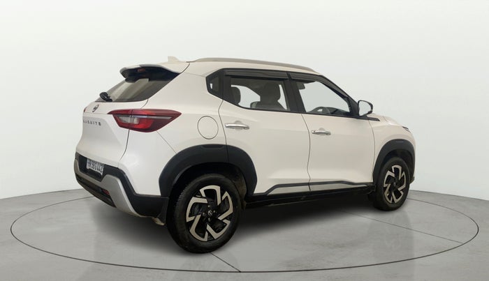 2022 Nissan MAGNITE XV MT, Petrol, Manual, 32,975 km, Right Back Diagonal
