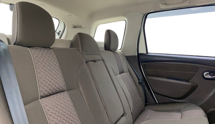 2016 Renault Duster 110 PS RXZ 4X2 AMT DIESEL, Diesel, Automatic, 69,276 km, Right Side Rear Door Cabin