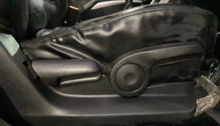 2020 Maruti S Cross ZETA 1.5, Petrol, Manual, 1,07,423 km, Third Seat Row ( optional )