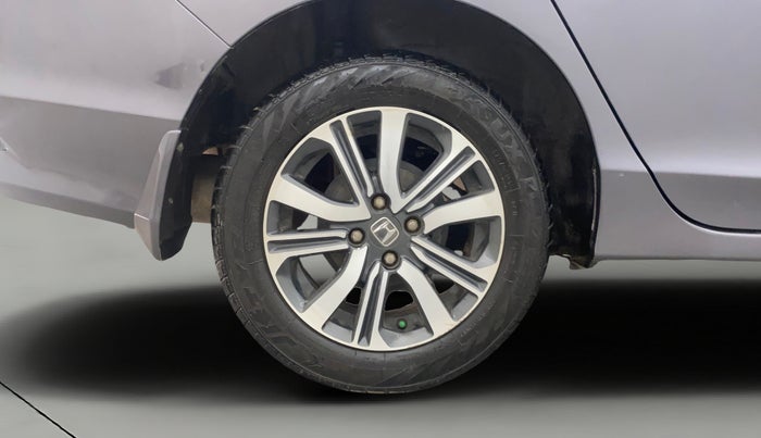 2017 Honda City 1.5L I-VTE V CVT, Petrol, Automatic, 1,14,533 km, Right Rear Wheel