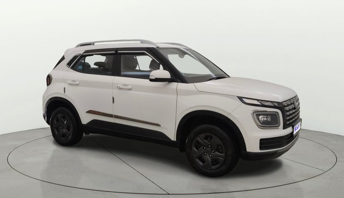 2023 Hyundai VENUE SX 1.2 PETROL, Petrol, Manual, 10,757 km, Right Front Diagonal