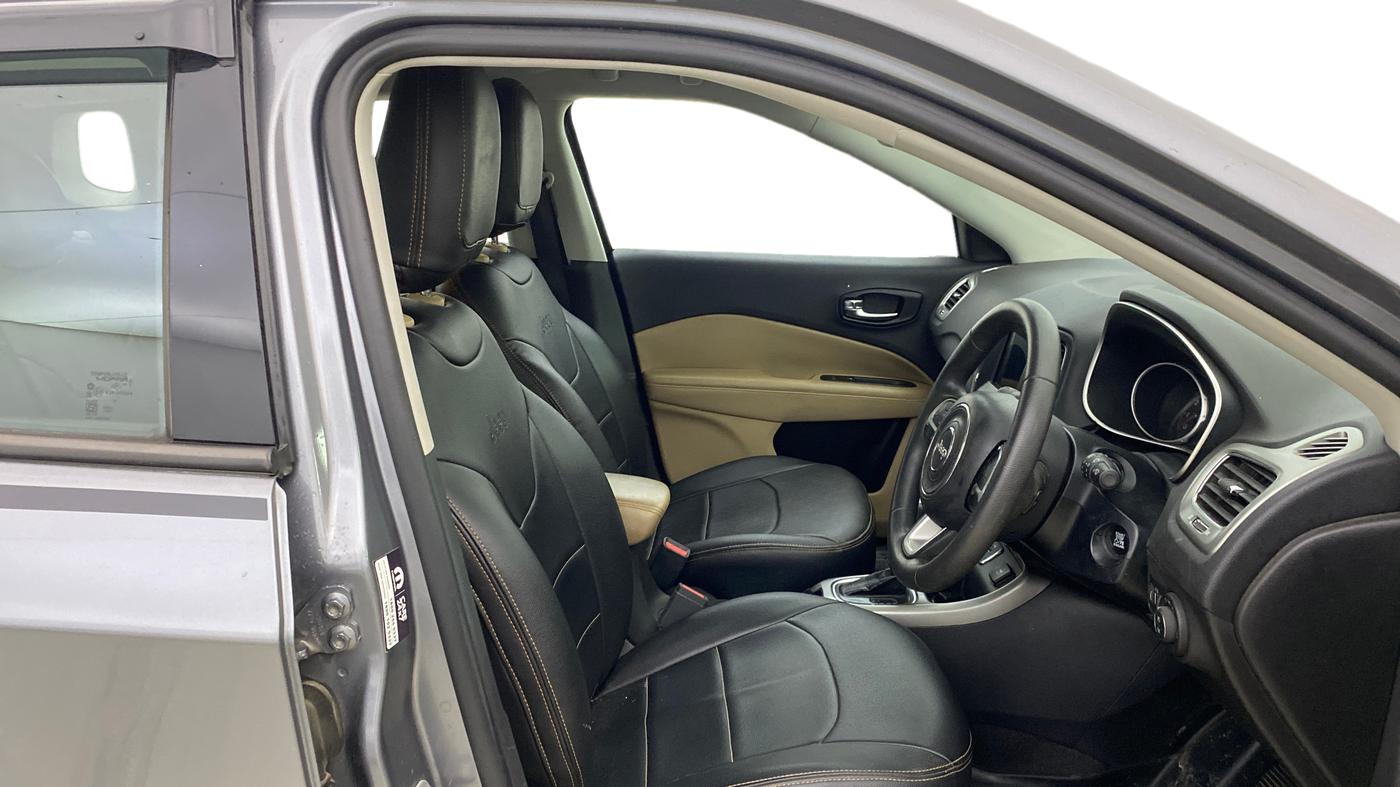 2019 Jeep Compass LONGITUDE (O) 1.4 PETROL AT, Petrol, Automatic, 29,318 km, Right Side Front Door Cabin