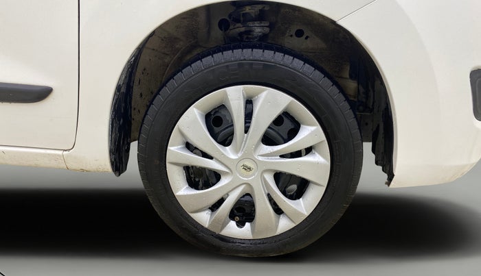 2018 Maruti Wagon R 1.0 VXI, CNG, Manual, 59,752 km, Right Front Wheel