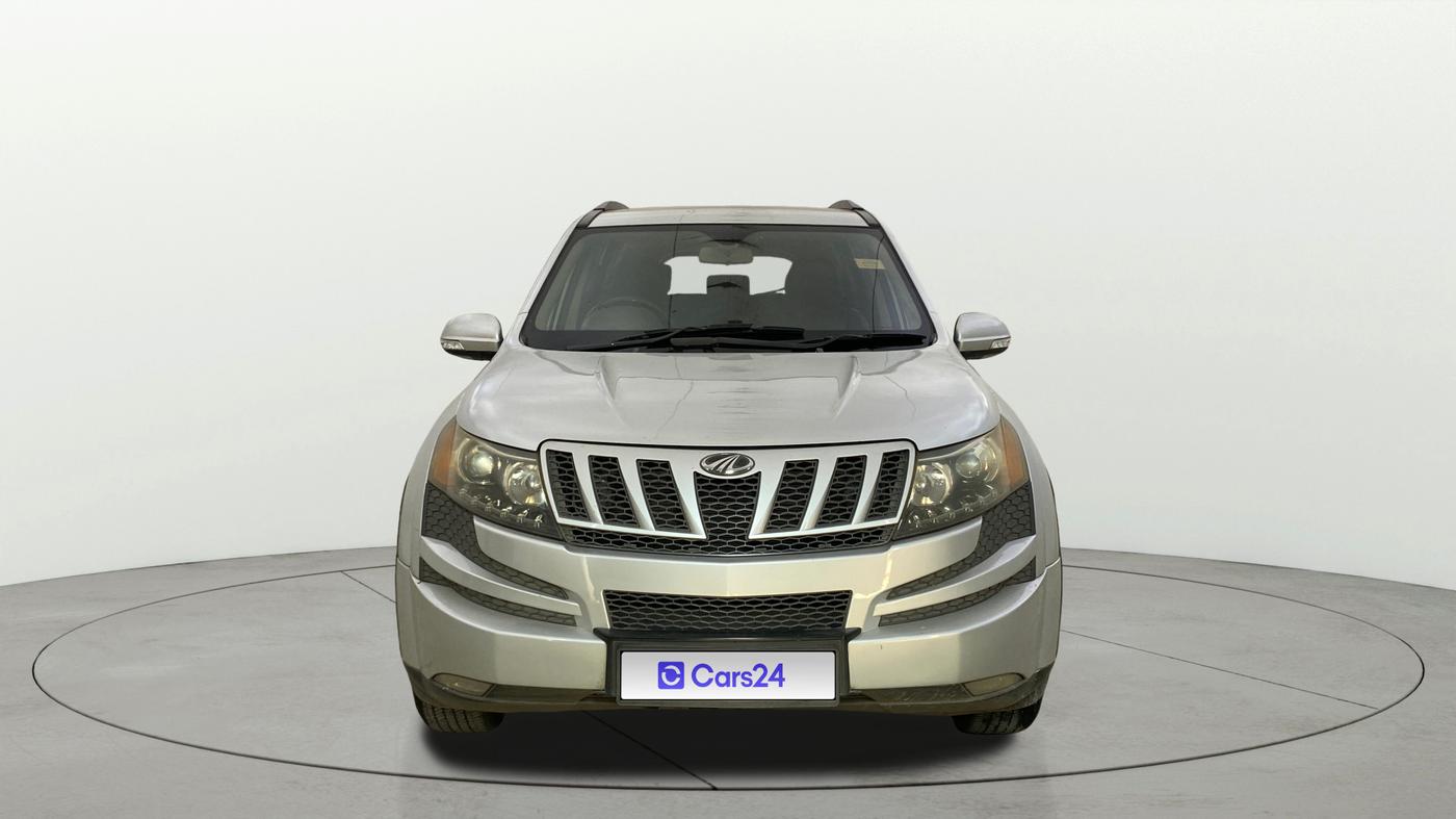 2014 Mahindra XUV500 W8, Diesel, Manual, 1,41,065 km, Front