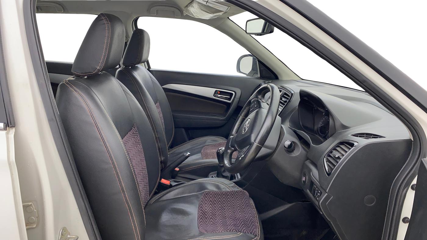 2021 Toyota URBAN CRUISER PREMIUM GRADE MT, Petrol, Manual, 32,137 km, Right Side Front Door Cabin
