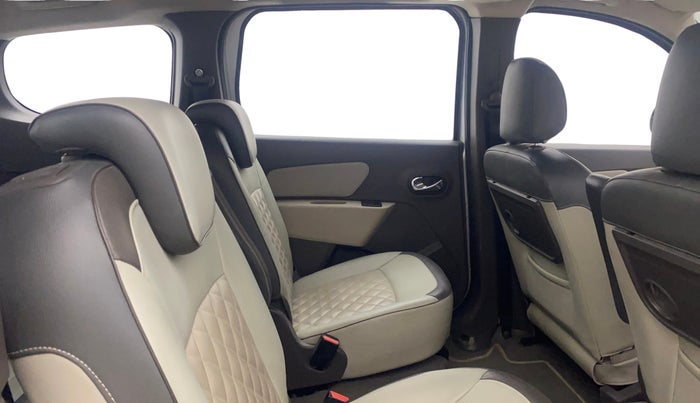 2015 Renault Lodgy 110 PS RXZ 7 STR, Diesel, Manual, 59,014 km, Right Side Rear Door Cabin