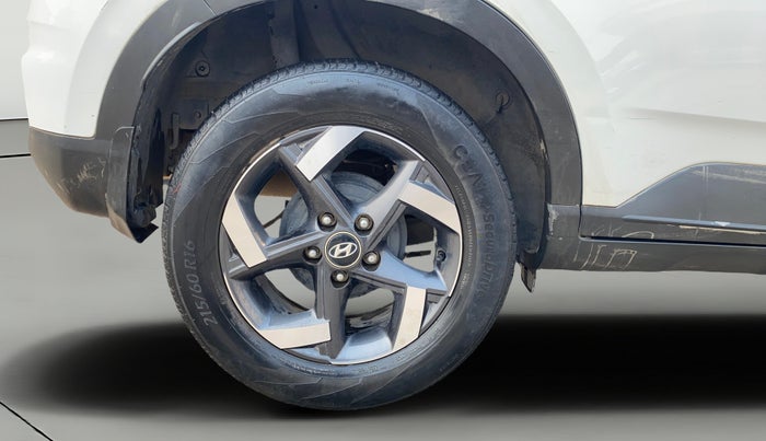 2020 Hyundai VENUE SX 1.5 CRDI, Diesel, Manual, 45,316 km, Right Rear Wheel