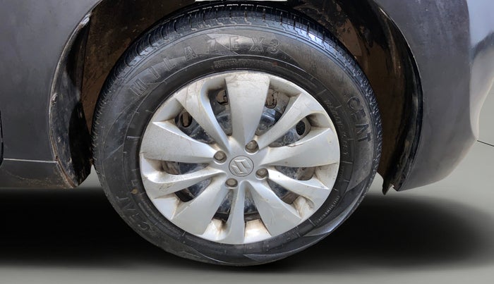 2018 Maruti Baleno DELTA PETROL 1.2, Petrol, Manual, 74,297 km, Right Front Wheel