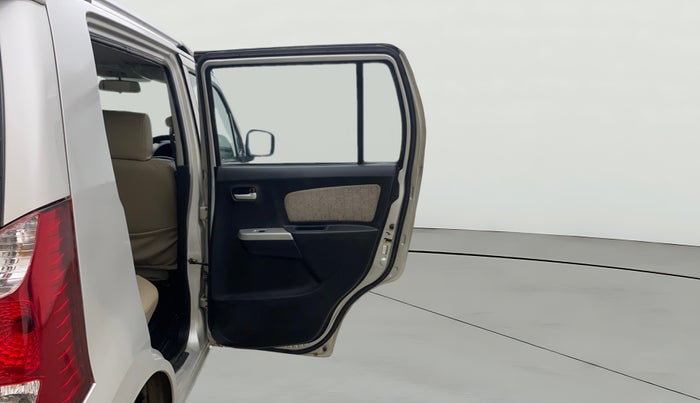 2015 Maruti Wagon R 1.0 VXI, Petrol, Manual, 1,05,396 km, RHS Rear Door