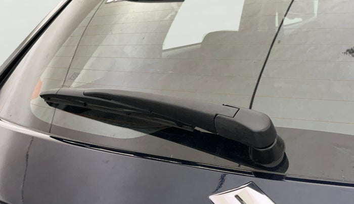 2024 Maruti FRONX ALPHA 1.0L TURBO 6 AT, Petrol, Automatic, 4,188 km, Rear Wiper