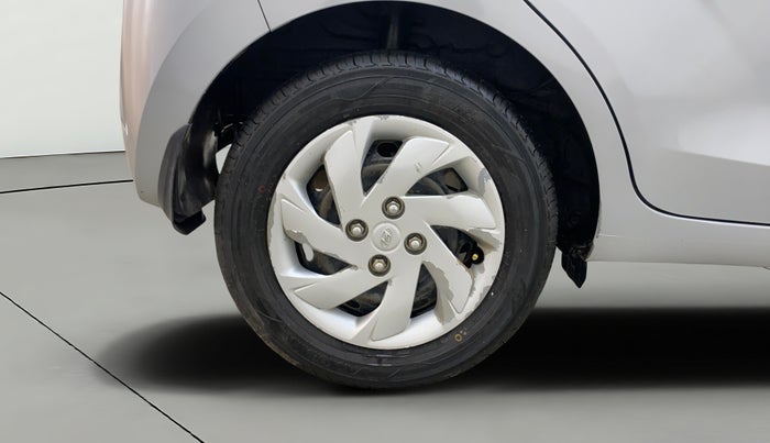 2018 Hyundai NEW SANTRO SPORTZ CNG, CNG, Manual, 54,174 km, Right Rear Wheel