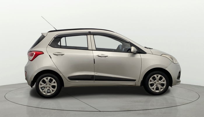 2016 Hyundai Grand i10 SPORTZ 1.2 KAPPA VTVT, Petrol, Manual, 35,902 km, Right Side View