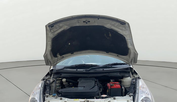 2014 Maruti Swift VXI, Petrol, Manual, 76,015 km, Open Bonet