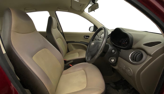 2014 Hyundai i10 SPORTZ 1.1, Petrol, Manual, 23,360 km, Right Side Front Door Cabin