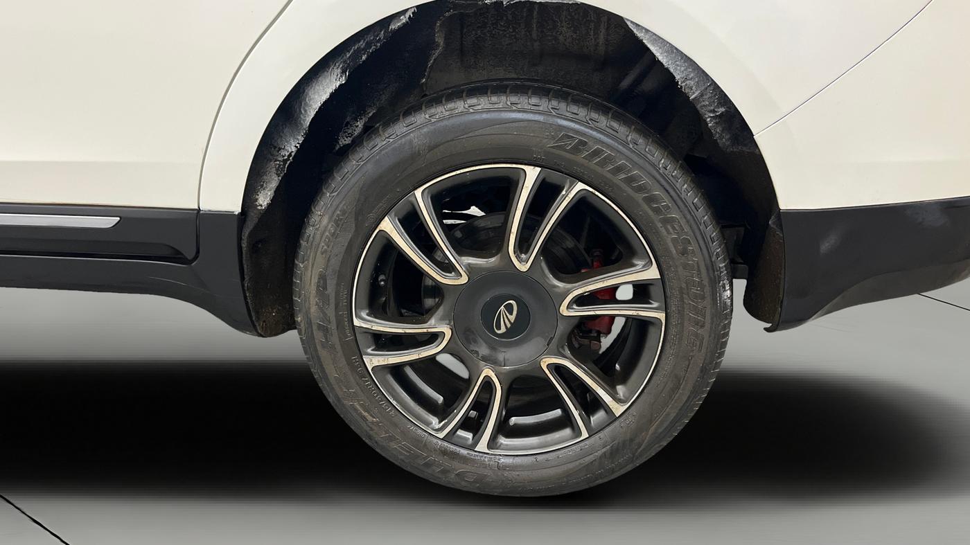 2021 Mahindra MARAZZO M 6 + 7 STR, Diesel, Manual, 79,760 km, Left Rear Wheel