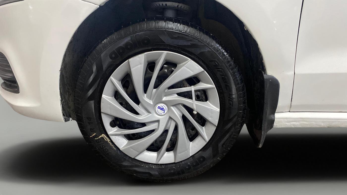 2019 Volkswagen Polo TRENDLINE 1.0L, Petrol, Manual, 67,707 km, Left Front Wheel
