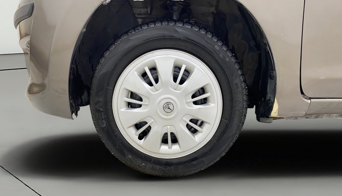 2017 Datsun Go Plus T, Petrol, Manual, 35,646 km, Left Front Wheel