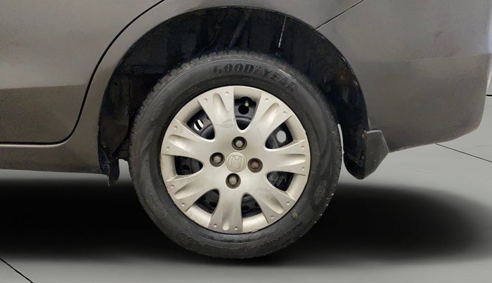 2015 Honda Amaze 1.2L I-VTEC S, Petrol, Manual, 68,267 km, Left Rear Wheel