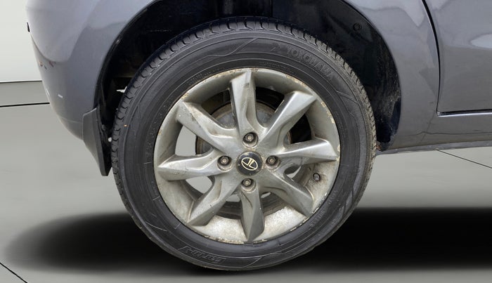 2015 Tata Bolt XT QUADRAJET, Diesel, Manual, 1,16,007 km, Right Rear Wheel