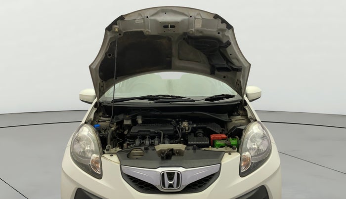 2013 Honda Brio V MT, Petrol, Manual, 57,082 km, Open Bonet