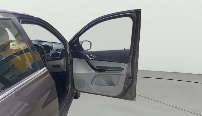 2019 Tata Tiago XZ PETROL, Petrol, Manual, 68,403 km, RHS Front Door