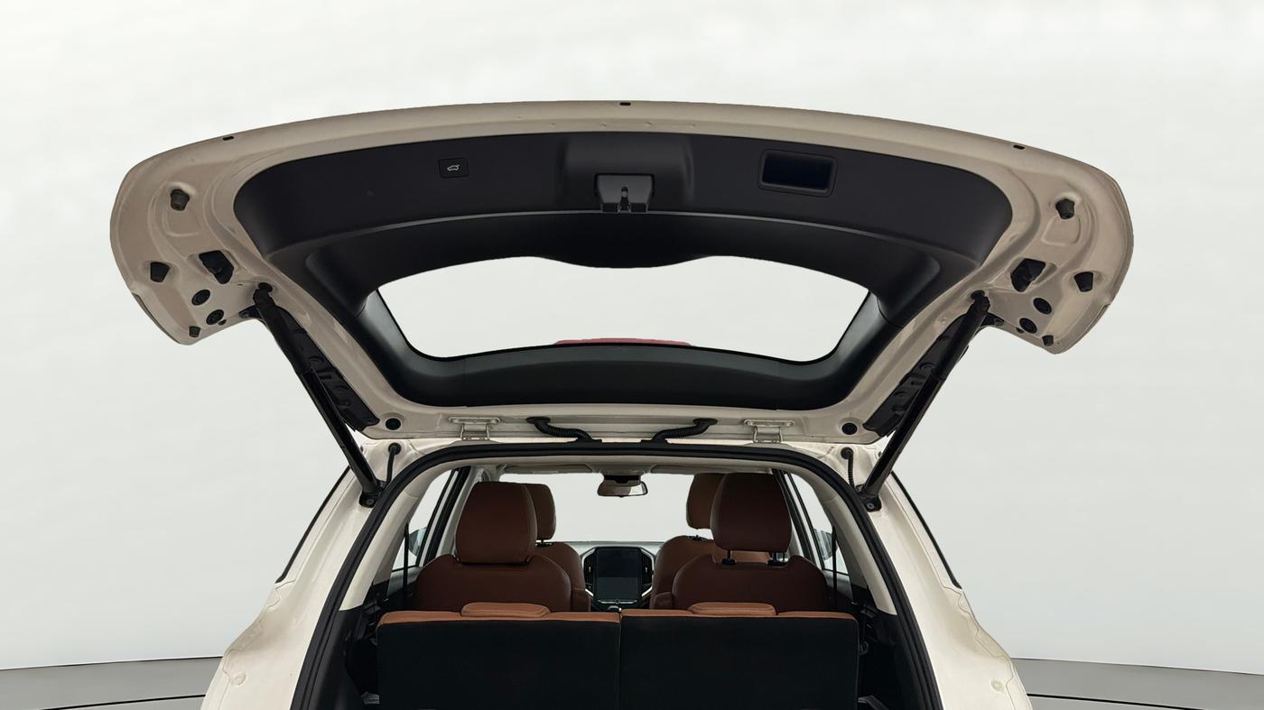 2020 MG HECTOR PLUS SHARP 1.5 PETROL TURBO DCT 6-STR, Petrol, Automatic, 32,671 km, Boot Door Open